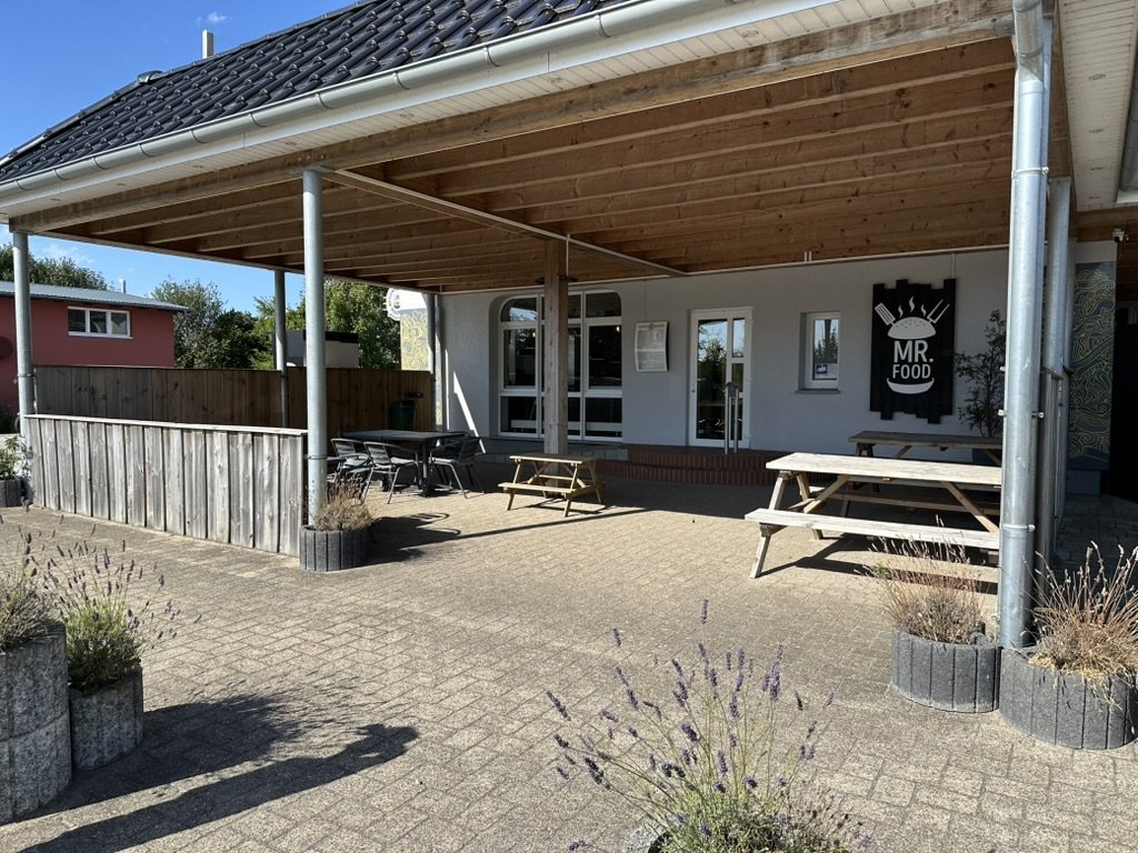 Unsere überdachte Terrasse in Haselund, Sommer 2026